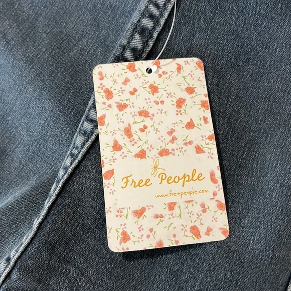 Free People - Denim Mini Skirt - Body Hugging Silhouette - Woman’s Size: 6 and 8 - Picture 7 of 12